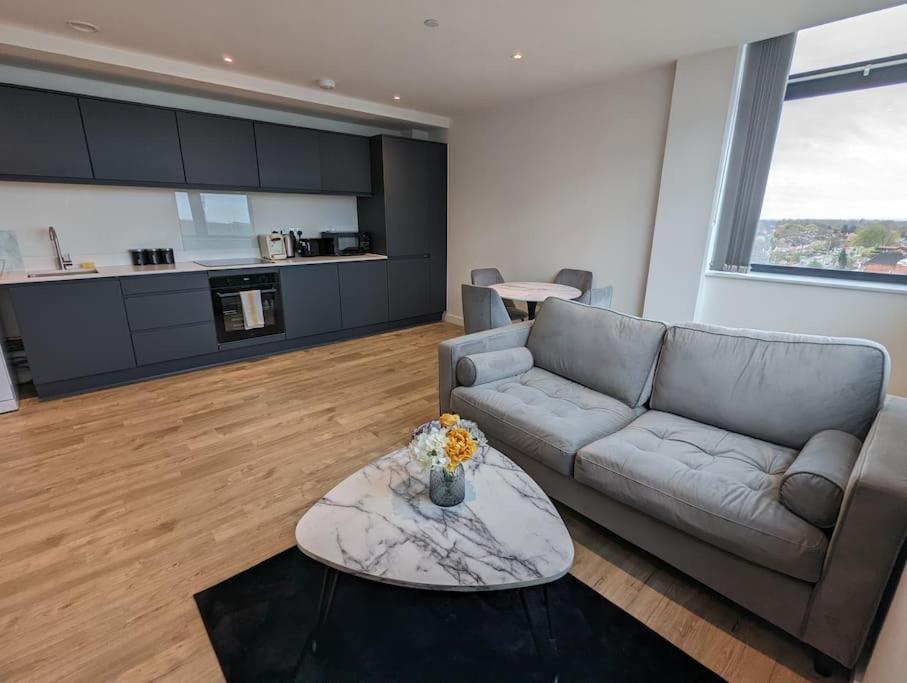 Lovely 1 Bed Apartment - Old Trafford Manchester Zewnętrze zdjęcie